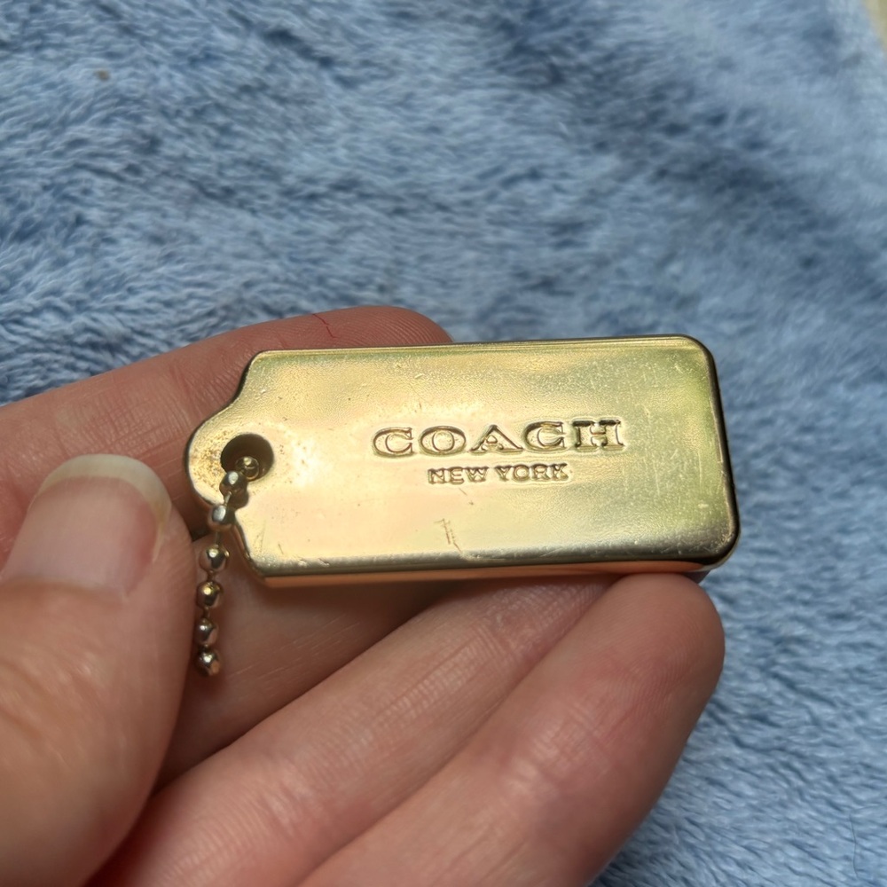 COACH NEW YORK GOLD COLOR BRASS COLOR THICK METAL FOB KEYCHAIN HANG TAG HANGTAG